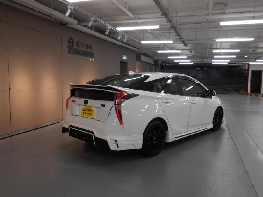 Prius 1.8 Hybrid - Image 3